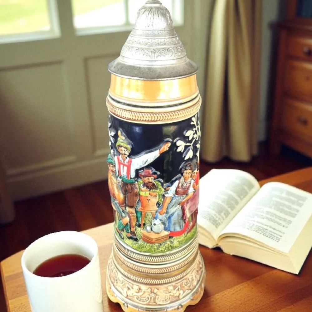 Vintage Traditional Multicolor Ceramic Beer Stein with Silver Lid